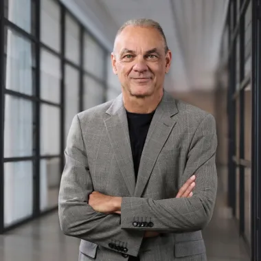 Portrait von Dr. Peter Vogt